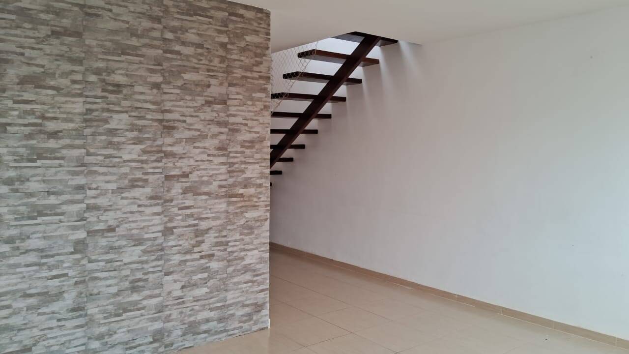 Casa para alugar com 3 quartos, 180m² - Foto 5