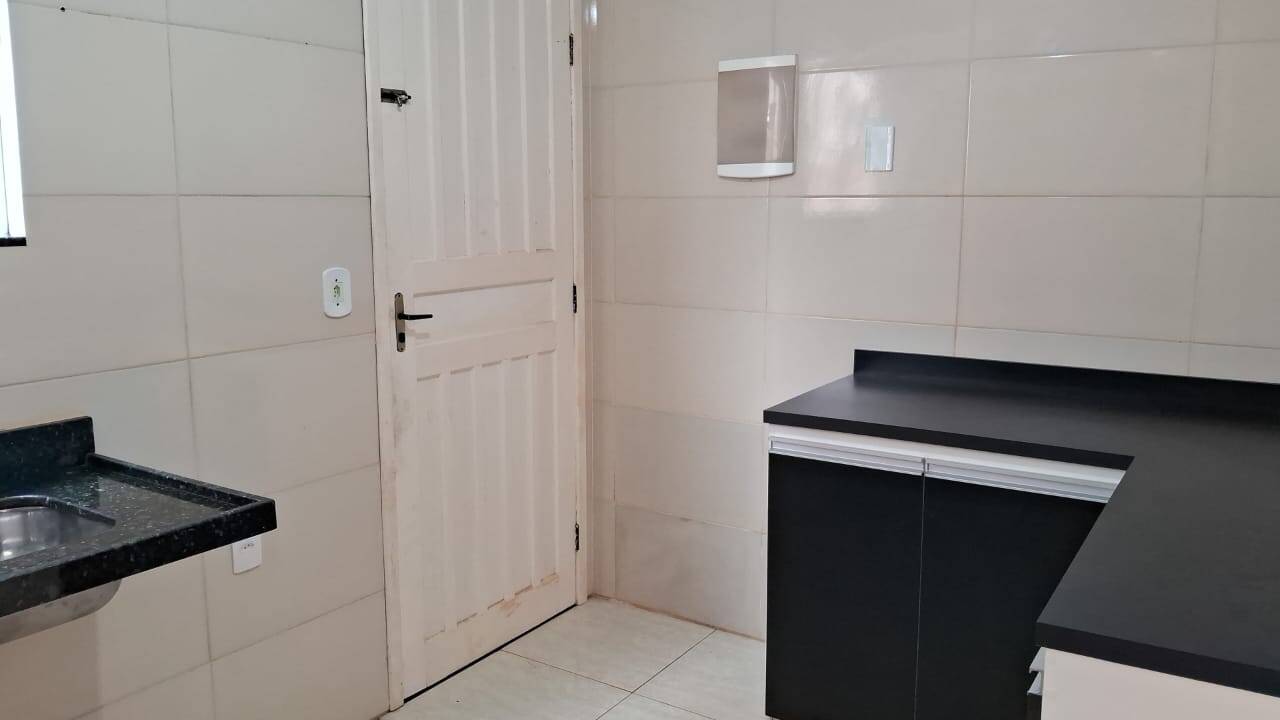 Casa para alugar com 3 quartos, 180m² - Foto 15