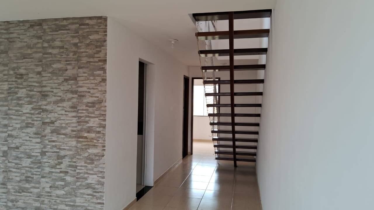 Casa para alugar com 3 quartos, 180m² - Foto 19