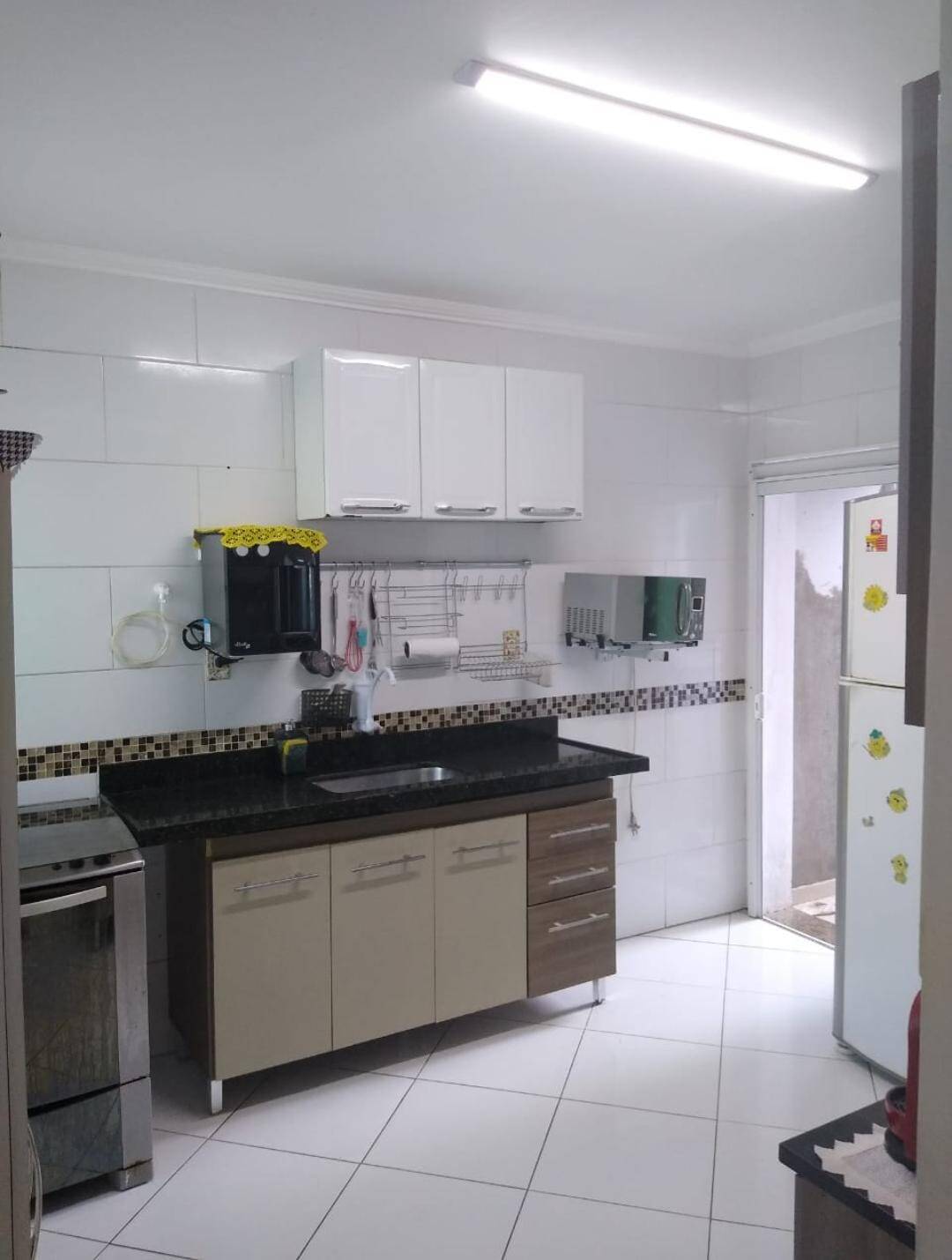 Apartamento à venda com 2 quartos, 90m² - Foto 3